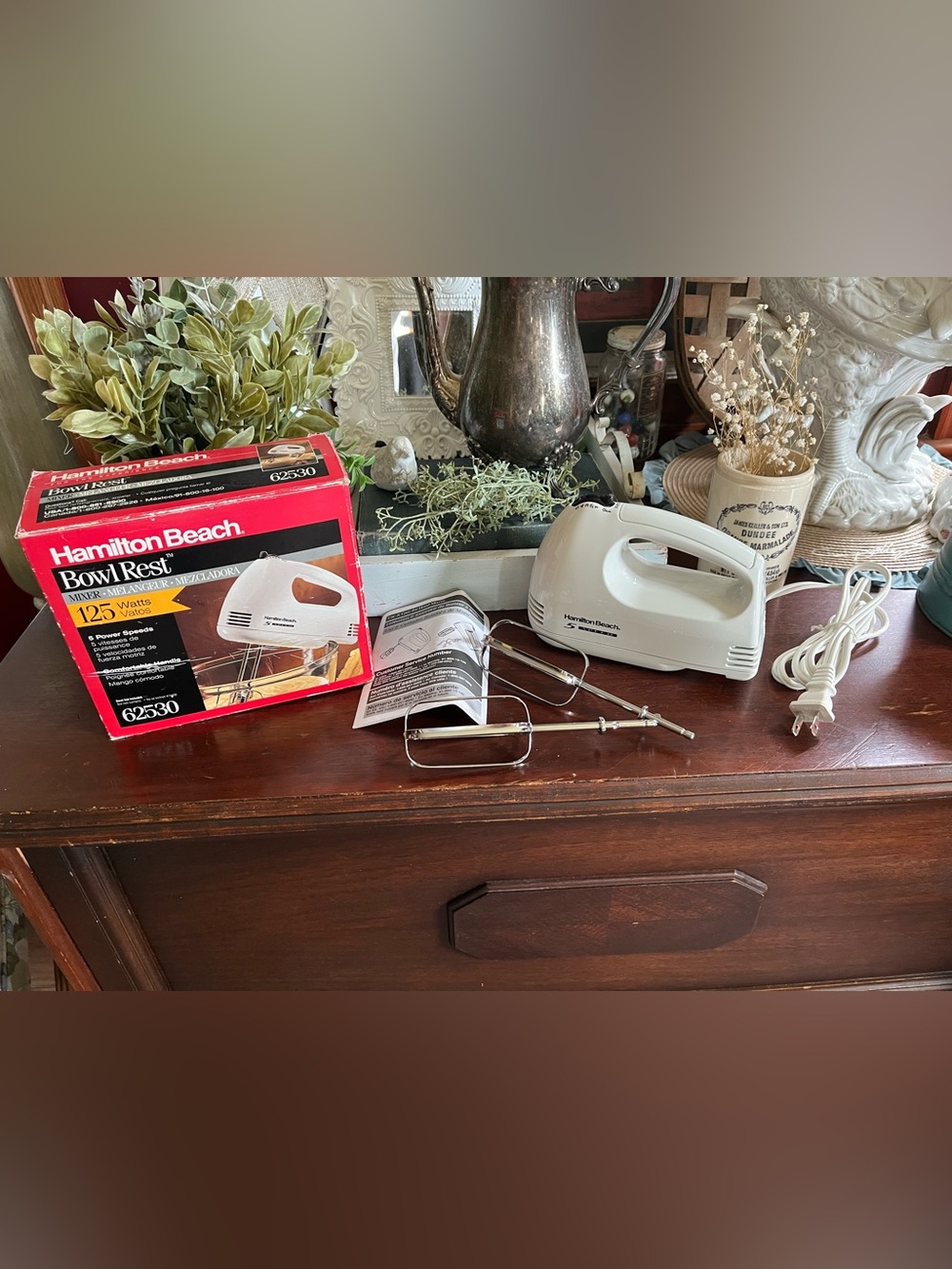 Vintage Hamilton Beach Bowl Rest 5 Speed Hand Mixer w Box and Manual Works!